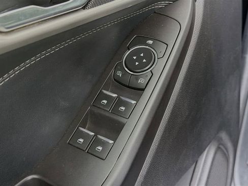 Used 2020 Ford Explorer XLT w/ Equipment Group 202A image 20