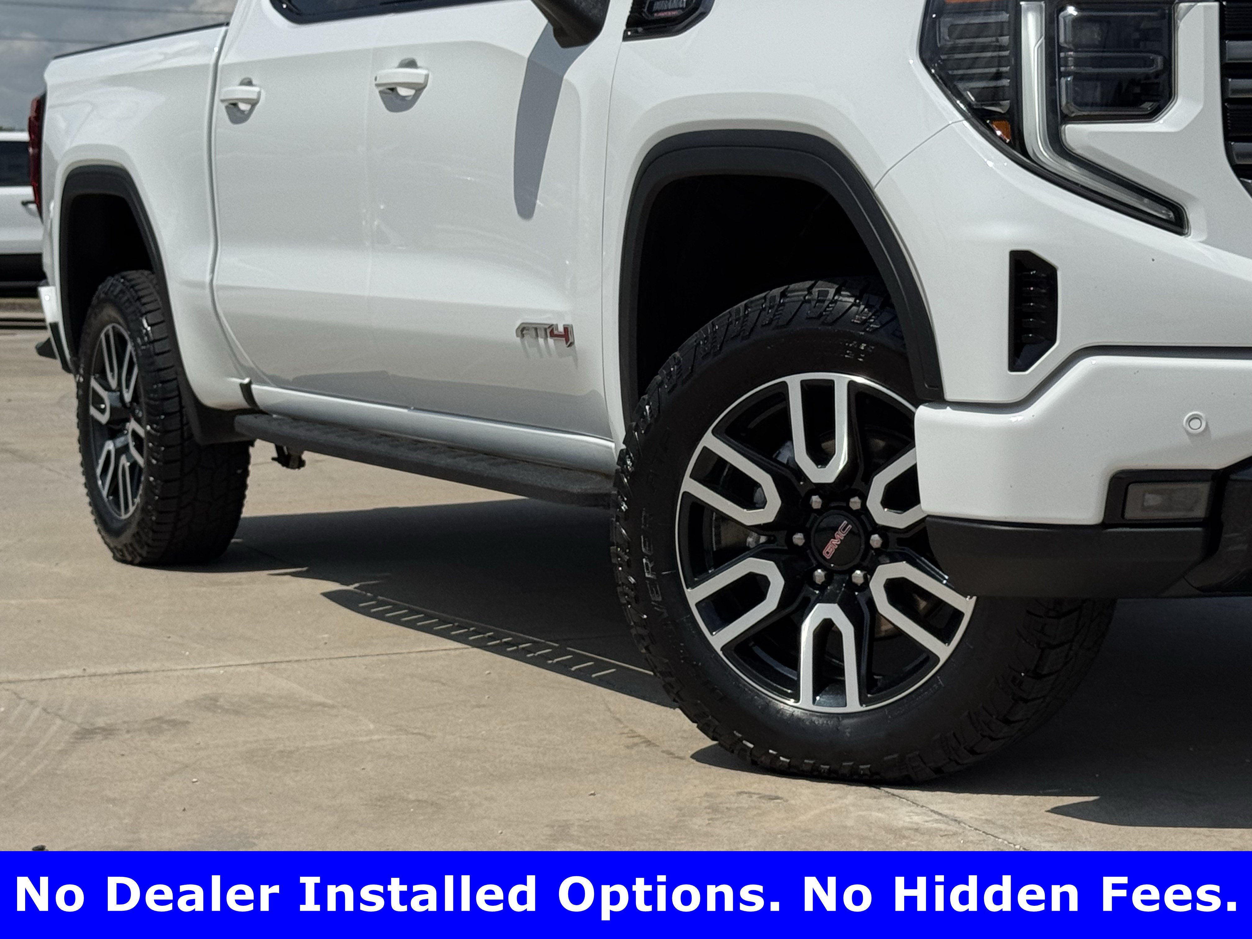 Used 2025 GMC Sierra 1500 AT4 w/ AT4 Premium Package AWD/4WD image 3