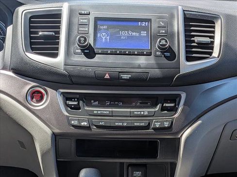 Used 2016 Honda Pilot LX image 14