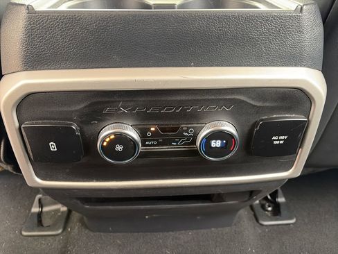Used 2024 Ford Expedition Max XLT RWD image 30