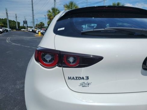 New 2026 MAZDA MAZDA3 2.5 S Hatchback w/ Premium Pkg FWD image 27