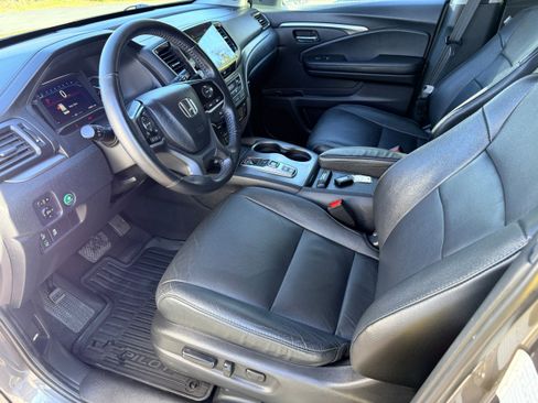 Used 2021 Honda Pilot Special Edition image 13
