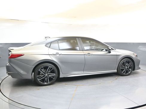 Used 2025 Toyota Camry XSE AWD/4WD image 6