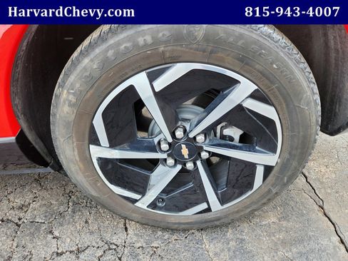 Used 2024 Chevrolet Equinox EV LT image 39