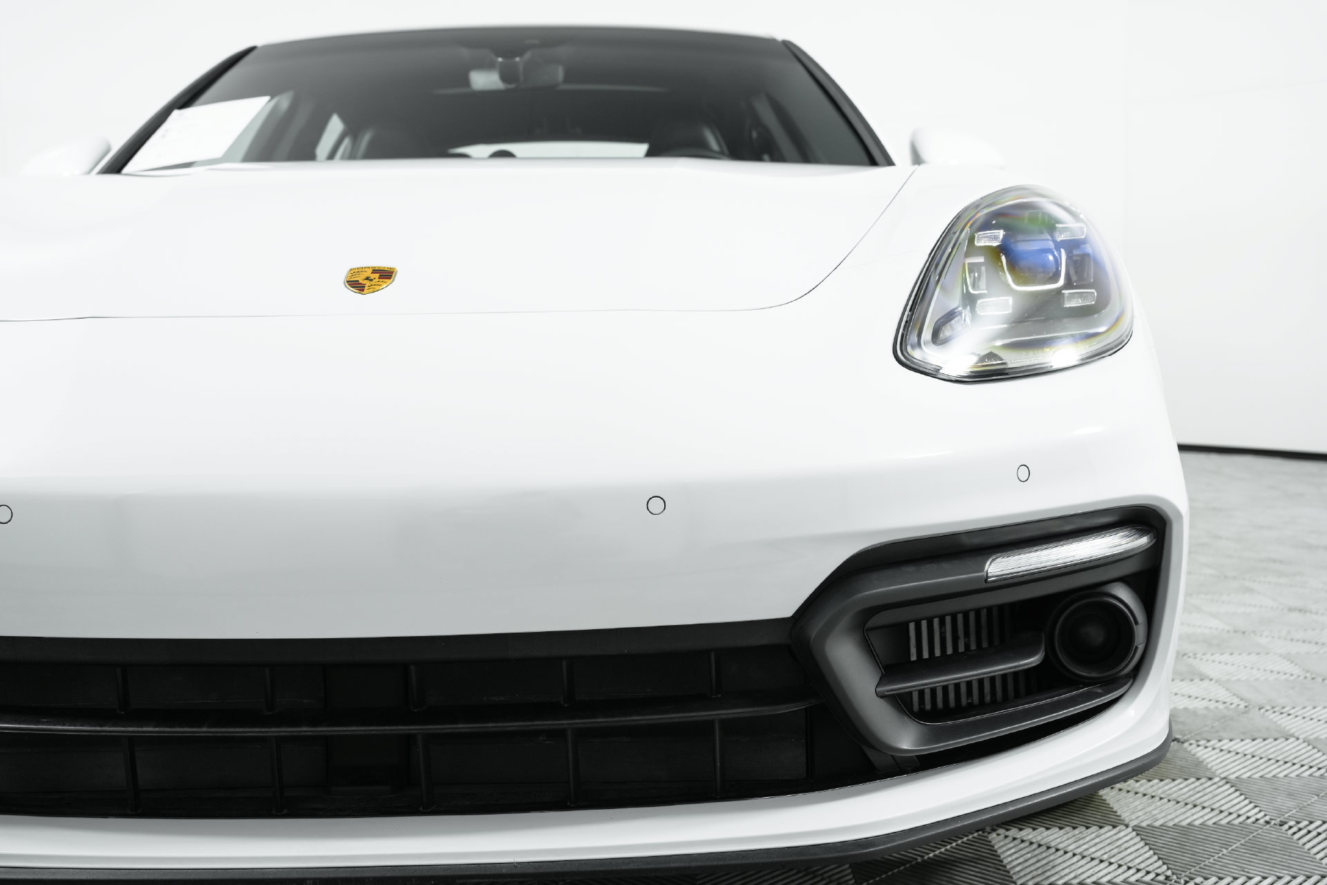 Used 2023 Porsche Panamera Platinum Edition RWD image 55