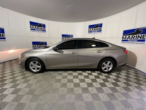 Used 2022 Chevrolet Malibu LS w/ LPO, Floor Liner Package FWD image 13