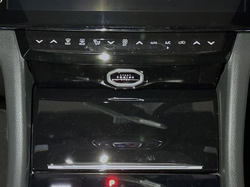 New 2026 Jeep Grand Cherokee Limited AWD/4WD image 10