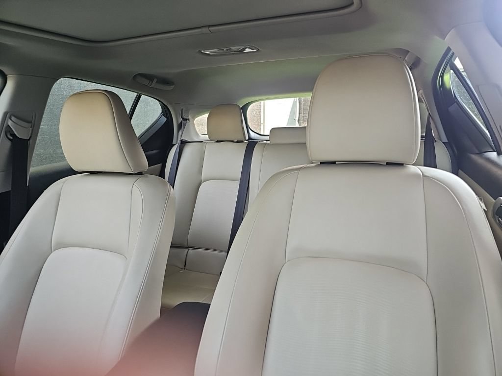 Used 2012 Lexus CT 200h Premium FWD image 11