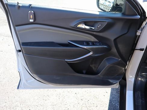 New 2026 Chevrolet Trax ACTIV w/ Sunroof Package image 4