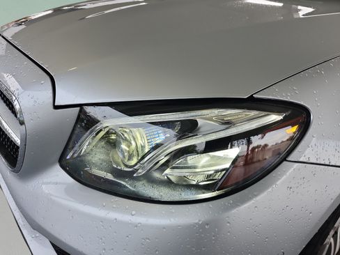 Used 2018 Mercedes-Benz E 400 4MATIC Cabriolet image 30