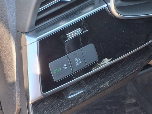 Used 2025 Audi Q7 2.0T Premium Plus AWD/4WD image 12