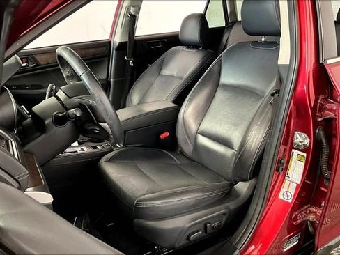 Used 2018 Subaru Outback 2.5i Limited image 25