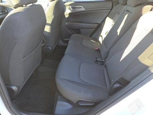 Used 2024 Kia Sportage LX image 12