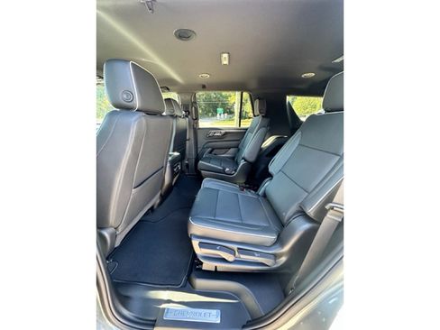 New 2026 Chevrolet Tahoe Premier image 12