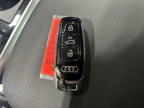 Used 2025 Audi Q7 2.0T Premium Plus w/ Premium Plus Package AWD/4WD image 28