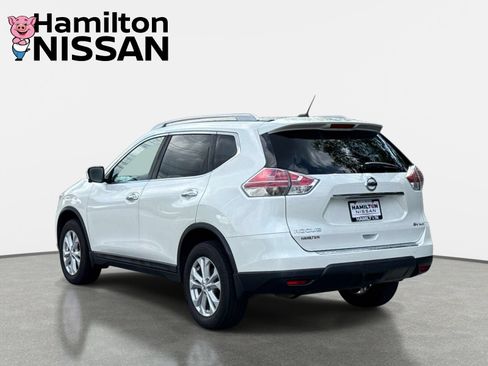 Used 2016 Nissan Rogue SV w/ SV Premium Package AWD/4WD image 4