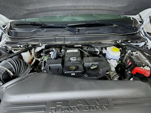 Used 2024 RAM 2500 Laramie image 9