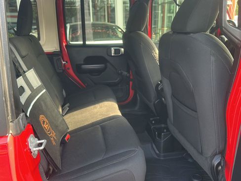 Used 2020 Jeep Wrangler Unlimited Sport AWD/4WD image 13