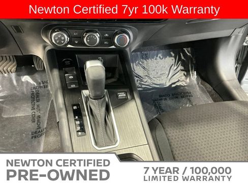 Used 2025 Nissan Kicks S FWD image 9