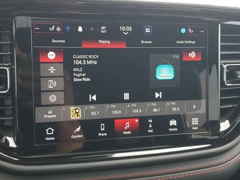 Used 2025 Dodge Durango R/T w/ Blacktop Package AWD/4WD image 25