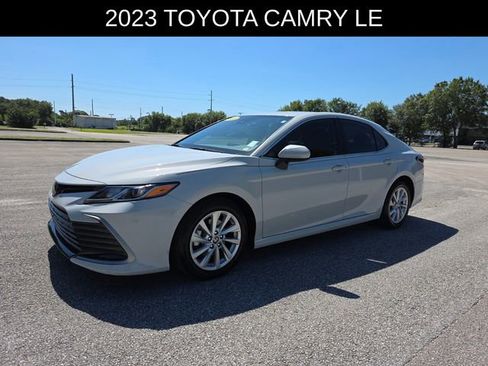 Used 2023 Toyota Camry LE FWD image 7