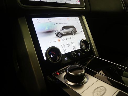Used 2020 Land Rover Range Rover HSE image 19