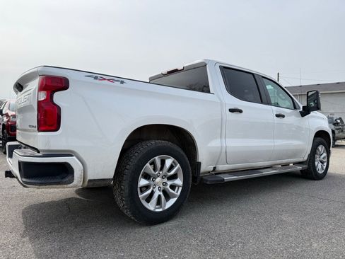Used 2020 Chevrolet Silverado 1500 Custom w/ Custom Max Trailering Package image 7