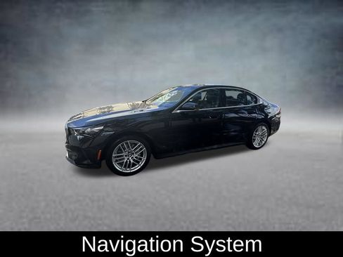 Used 2025 BMW 530i RWD image 3