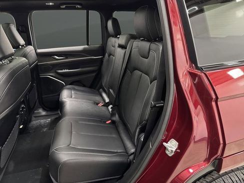 New 2026 Jeep Grand Cherokee Limited image 30