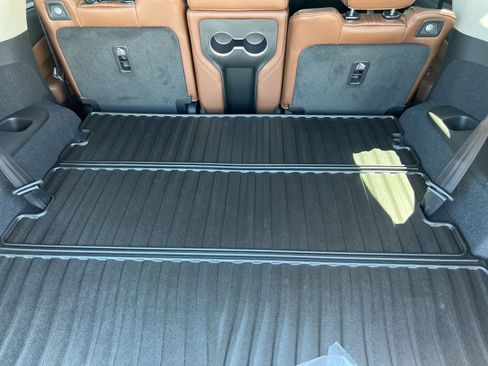 Used 2026 Acura MDX w/ Advance Package image 11