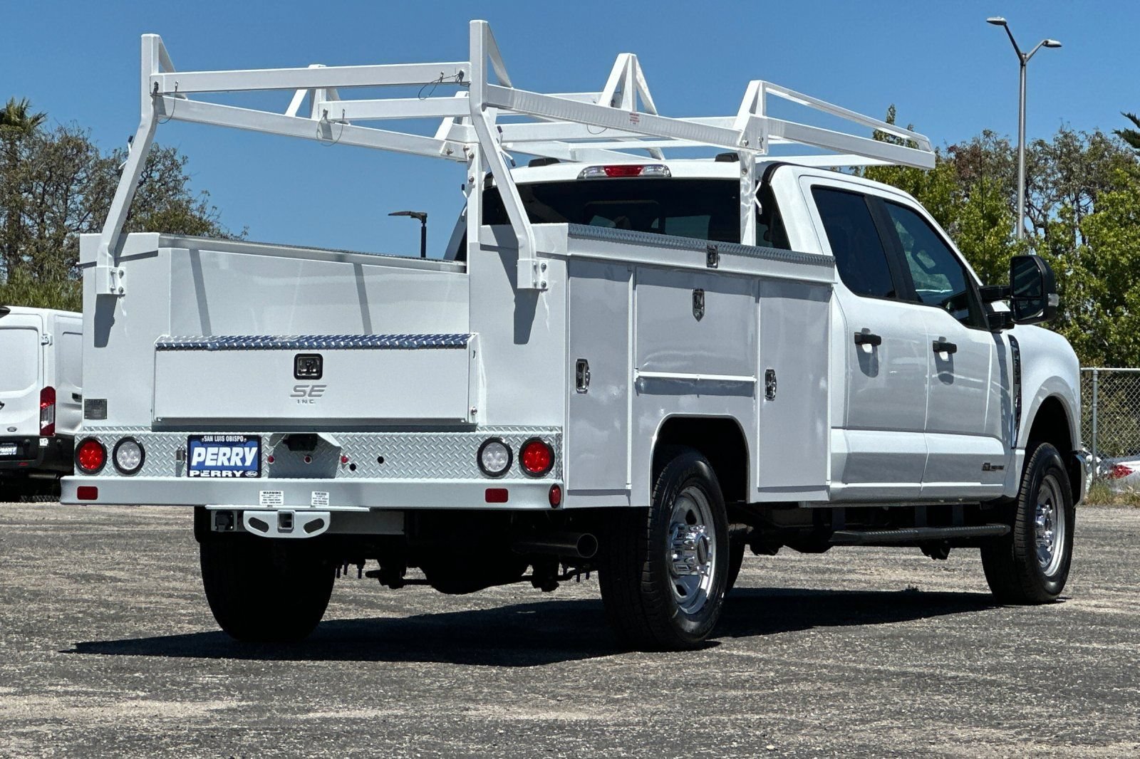 New 2025 Ford F350 XL w/ XL Chrome Package AWD/4WD image 3