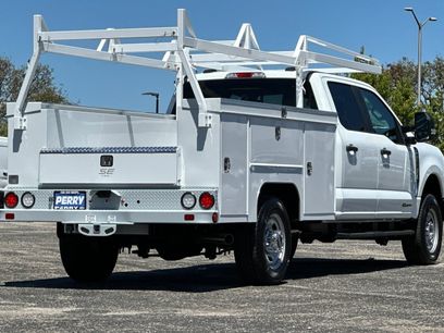 New 2025 Ford F350 XL w/ XL Chrome Package
