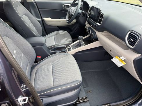 New 2026 Hyundai Venue SEL FWD image 14