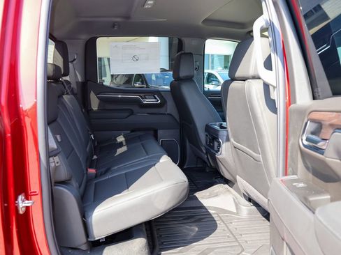 New 2026 GMC Sierra 1500 SLT w/ SLT Premium Plus Package image 31