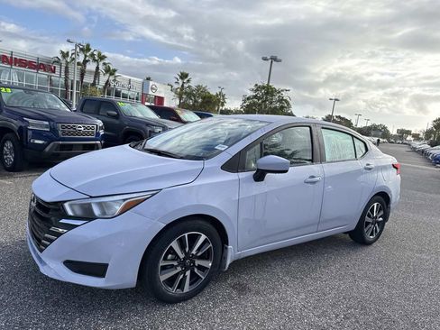 Certified 2024 Nissan Versa SV w/ Trunk Package image 7