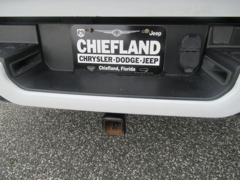 Certified 2022 RAM 1500 Big Horn AWD/4WD image 11