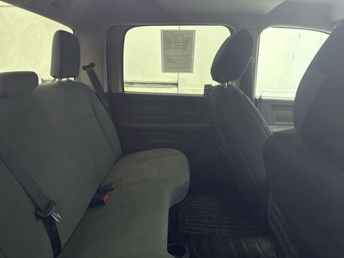 Used 2017 RAM 2500 Tradesman w/ Chrome Appearance Group image 6