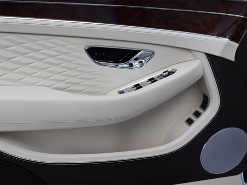 New 2026 Bentley Continental GTC image 13