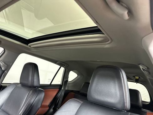 Used 2014 Toyota RAV4 Limited image 12