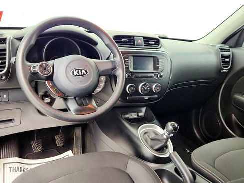 Used 2019 Kia Soul image 12