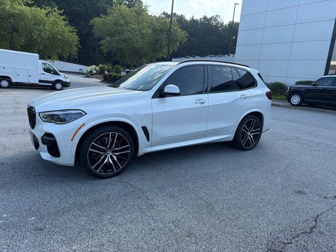 Used 2023 BMW X5 xDrive40i w/ Executive Package AWD/4WD image 2