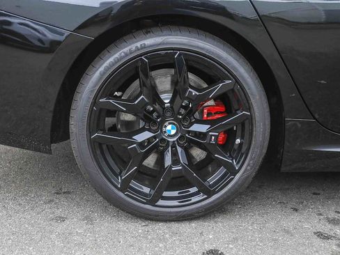 New 2026 BMW 330i Sedan w/ M Sport Package image 8