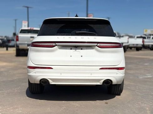 Used 2022 Lincoln Corsair Reserve w/ Equipment Group 201A image 7