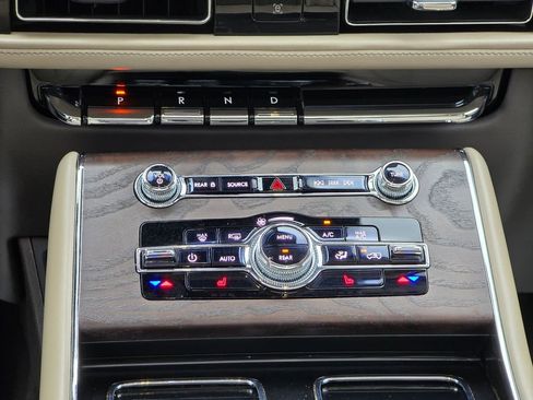 Used 2022 Lincoln Aviator Reserve RWD image 19