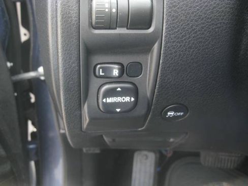 Used 2012 Subaru Forester 2.5X Premium w/ All-Weather Pkg AWD/4WD image 23