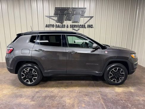 Used 2019 Jeep Compass Trailhawk AWD/4WD image 7