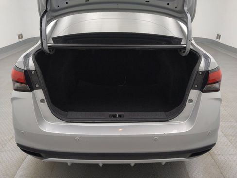 Used 2021 Nissan Versa SV w/ Trunk Package image 29