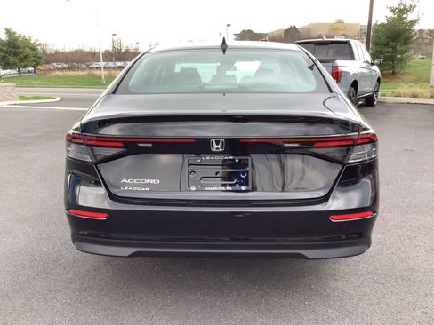 New 2026 Honda Accord LX image 5