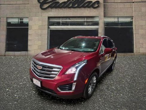 Used 2018 Cadillac XT5 Luxury w/ Driver Awareness Package AWD/4WD image 1