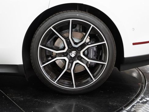 Certified 2025 Porsche Taycan image 11